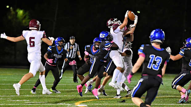 a Grant Franklin football Oregon October 6 2023 Leon Neuschwander 55